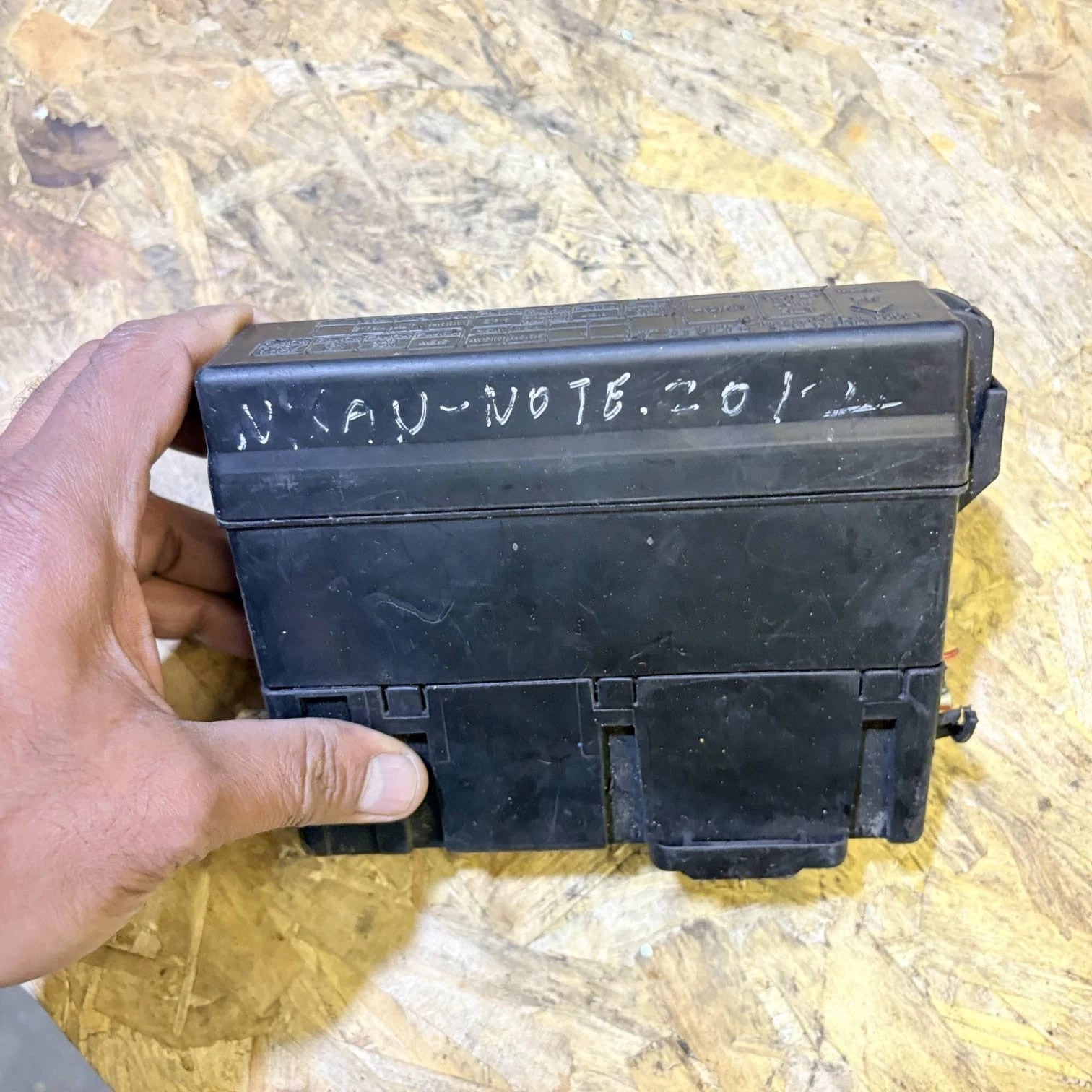 Nissan Note E11 2006-2013 IPDM Engine Bay Fuse Box Relay Unit 7254-5226 A487
