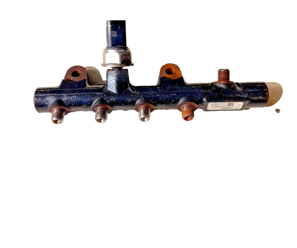NISSAN PULSAR 2011-18 FUEL INJECTOR RAIL 175210651R