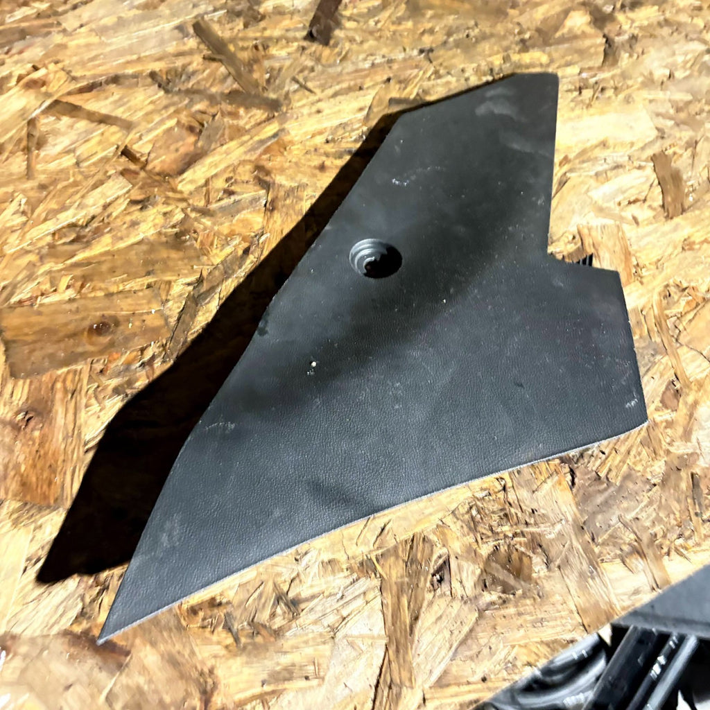 Vauxhall Mokka X Left Centre Console Cover Trim – AVF44949 (2016‑2018)