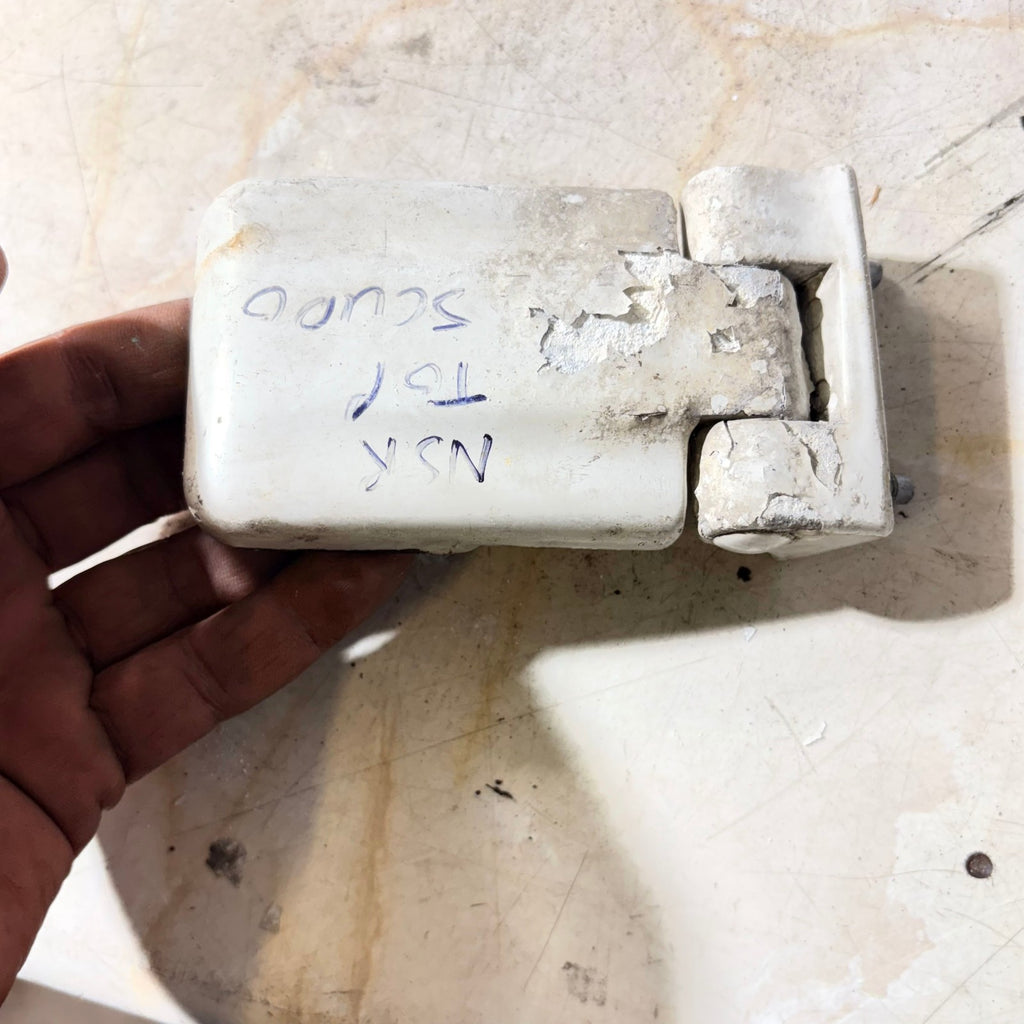 FIAT SCUDO 2007-2015 PASSENGER REAR LEFT DOOR TOP HINGE