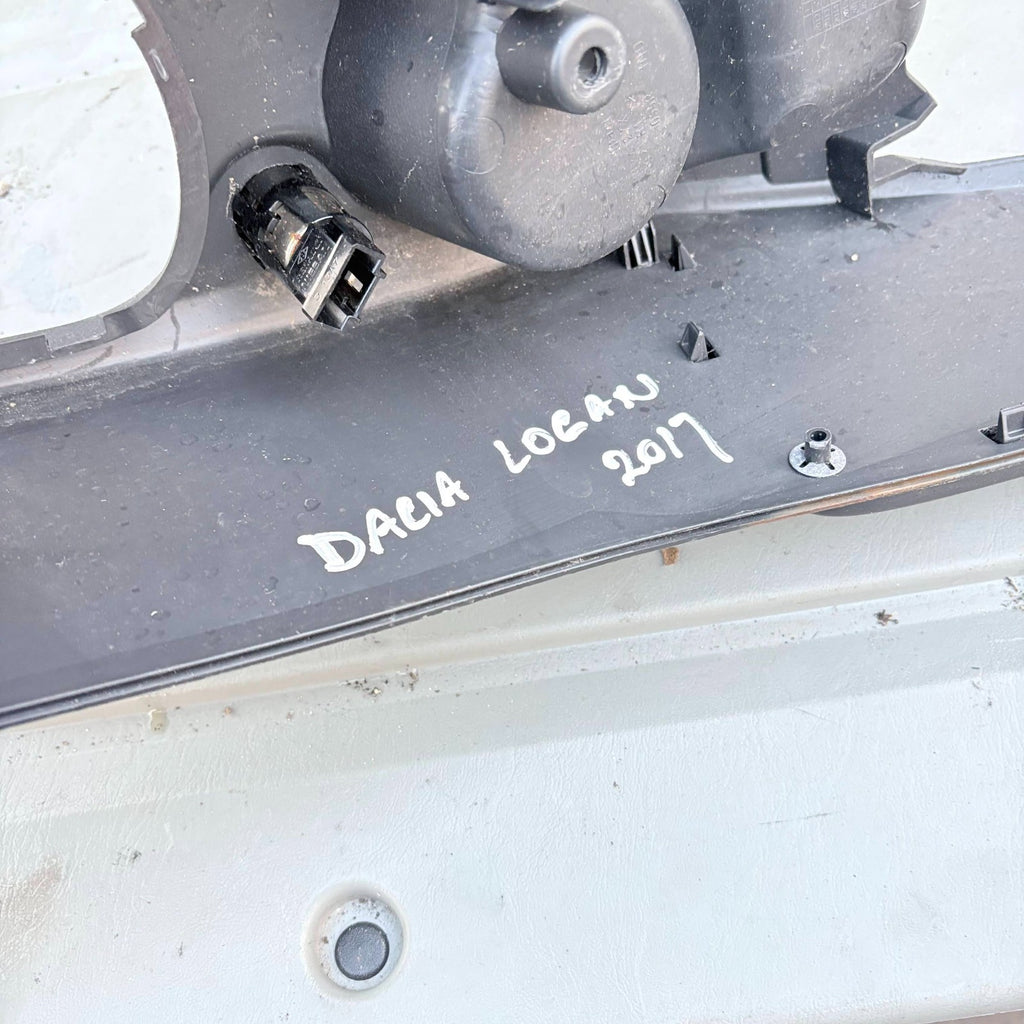 DACIA LOGAN 2013-2017 INTERIOR CUP HOLDER GEAR SURROUND TRIM