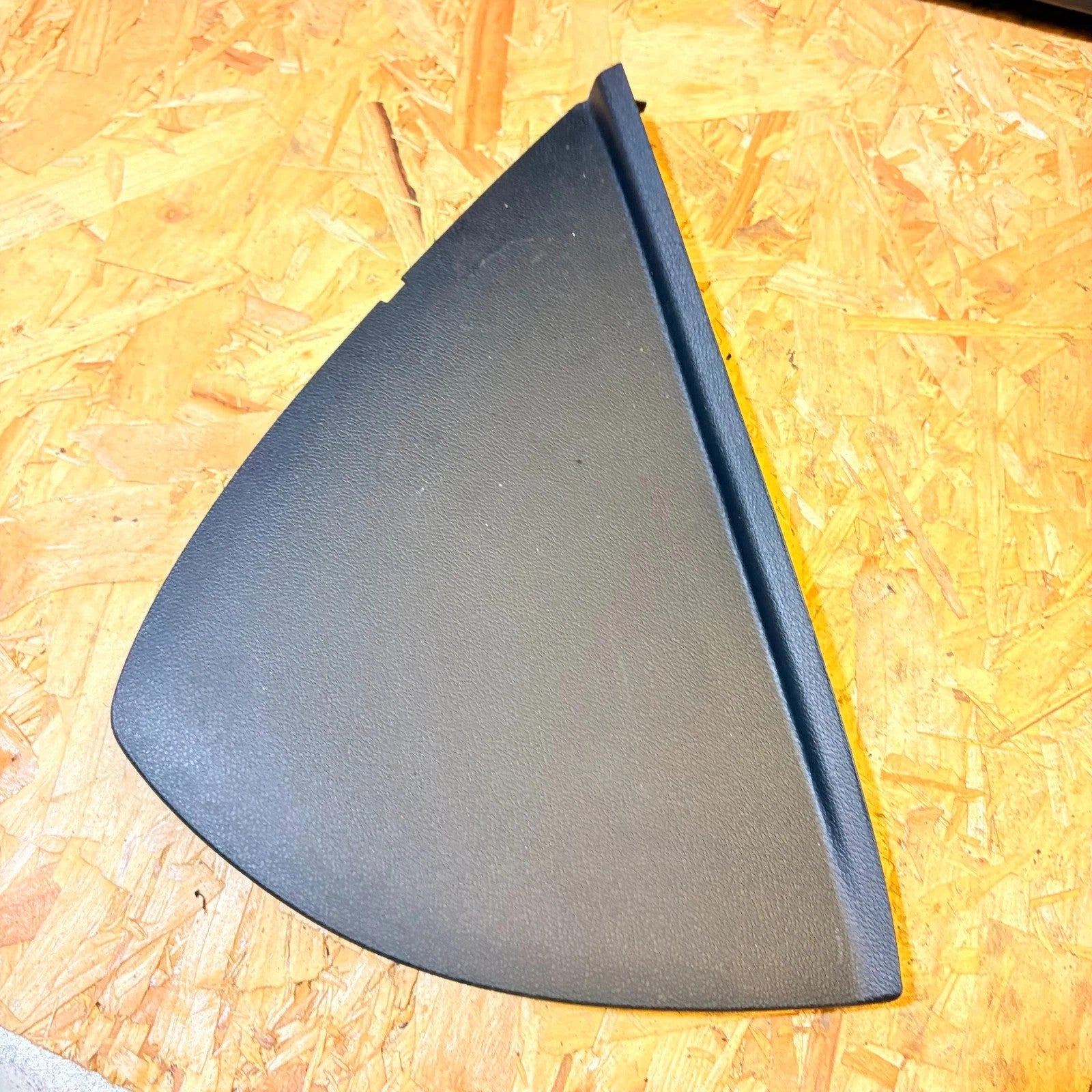Audi A1 8X Dashboard End Cap Cover Trim Passenger Left Side 2011-2018 8X0857085A