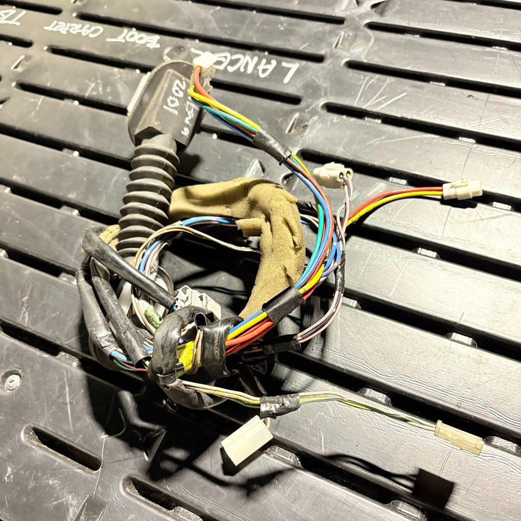 SUZUKI VITARA DOOR WIRING LOOM PASSENGER FRONT LEFT SIDE 1998-2004
