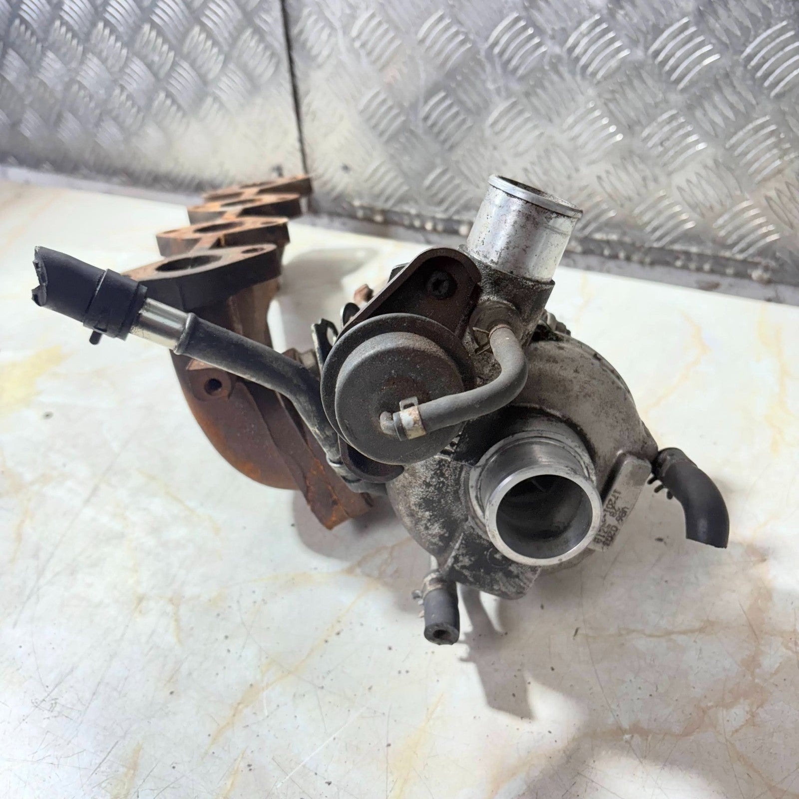 Toyota Avensis T22 2.0 D-4D Turbocharger 17201-27010 VB6 RHF4 1CD-FTV 1999-2003
