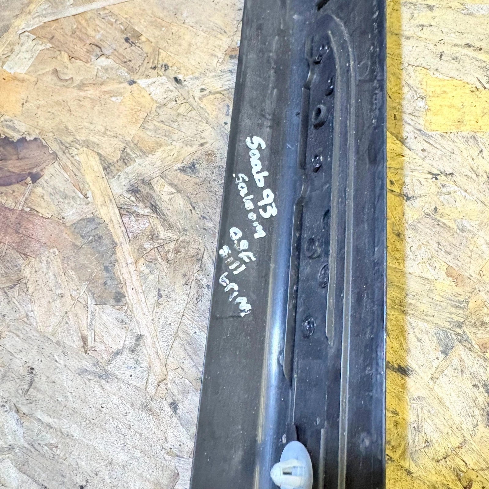 Saab 9-3 MK2 2003-2012 Front Right Interior Door Step Trim Scuff Plate 12803117