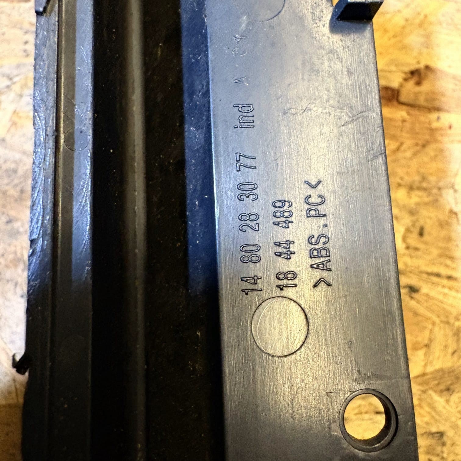 Peugeot Expert MK1 Radio Surround Trim 1480283077
