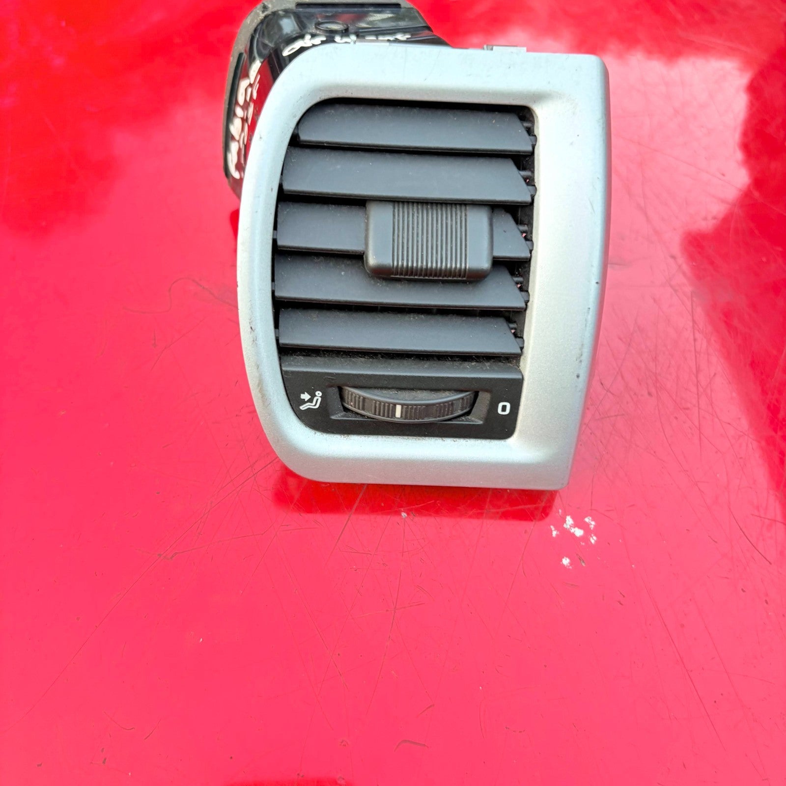 SKODA FABIA MK2 5J 2009-2011 RIGHT DRIVER DASH AIR VENT 5J0819702