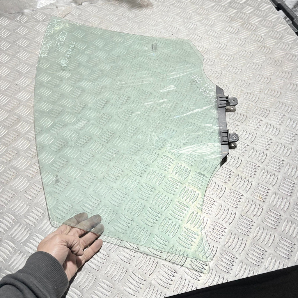 2017 NISSAN MICRA Right Driver Side Front Door Window Glass