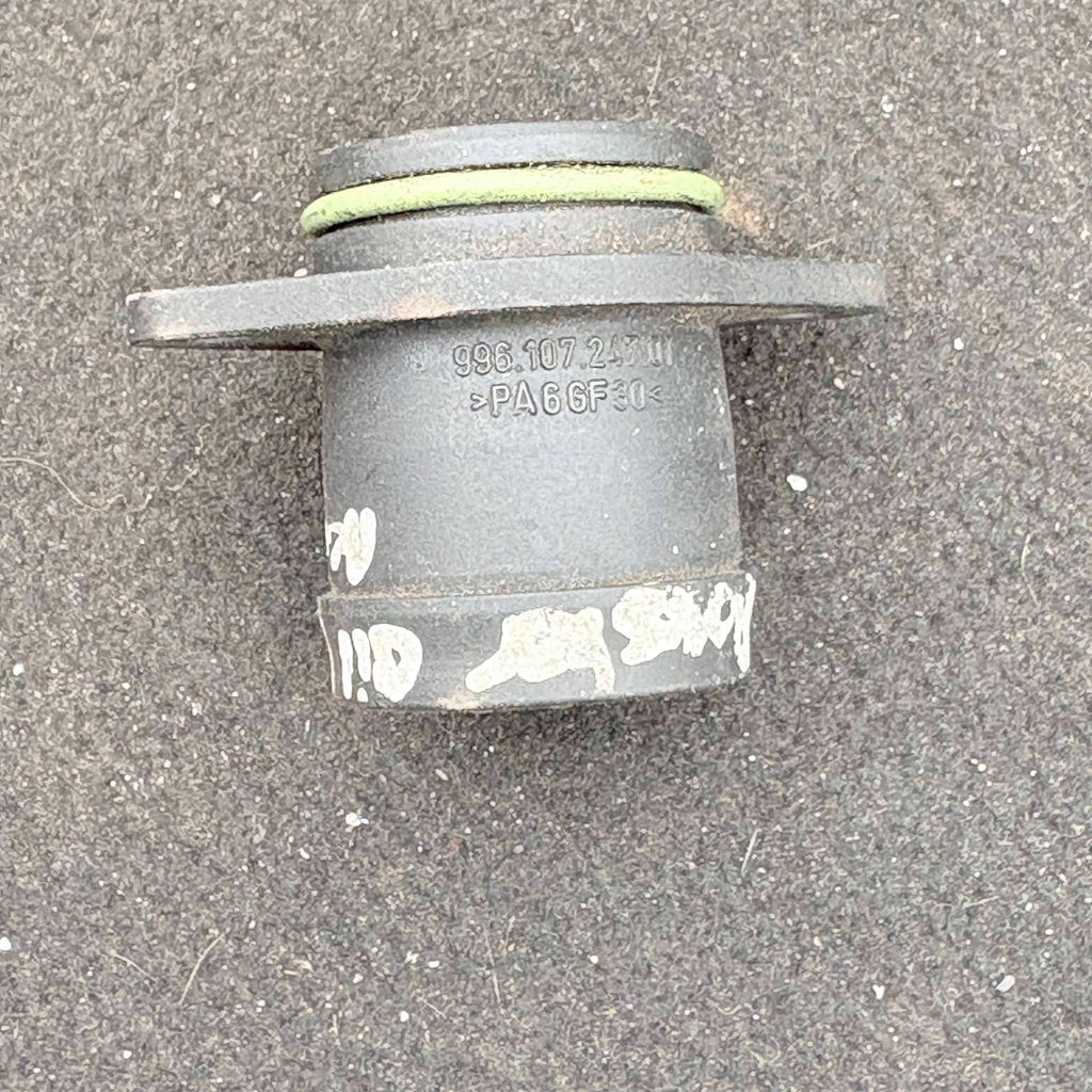 Porsche 911 996 997 Boxster Cayman 96-12 Secondary Air Pump Flange 99610724701