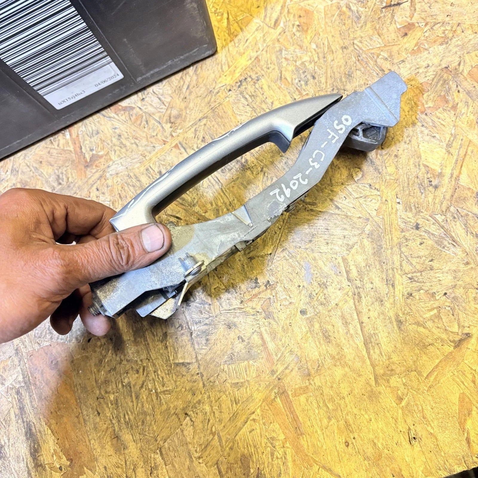 CITROEN C3 DOOR HANDLE DRIVER RIGHT SIDE FRONT 2012