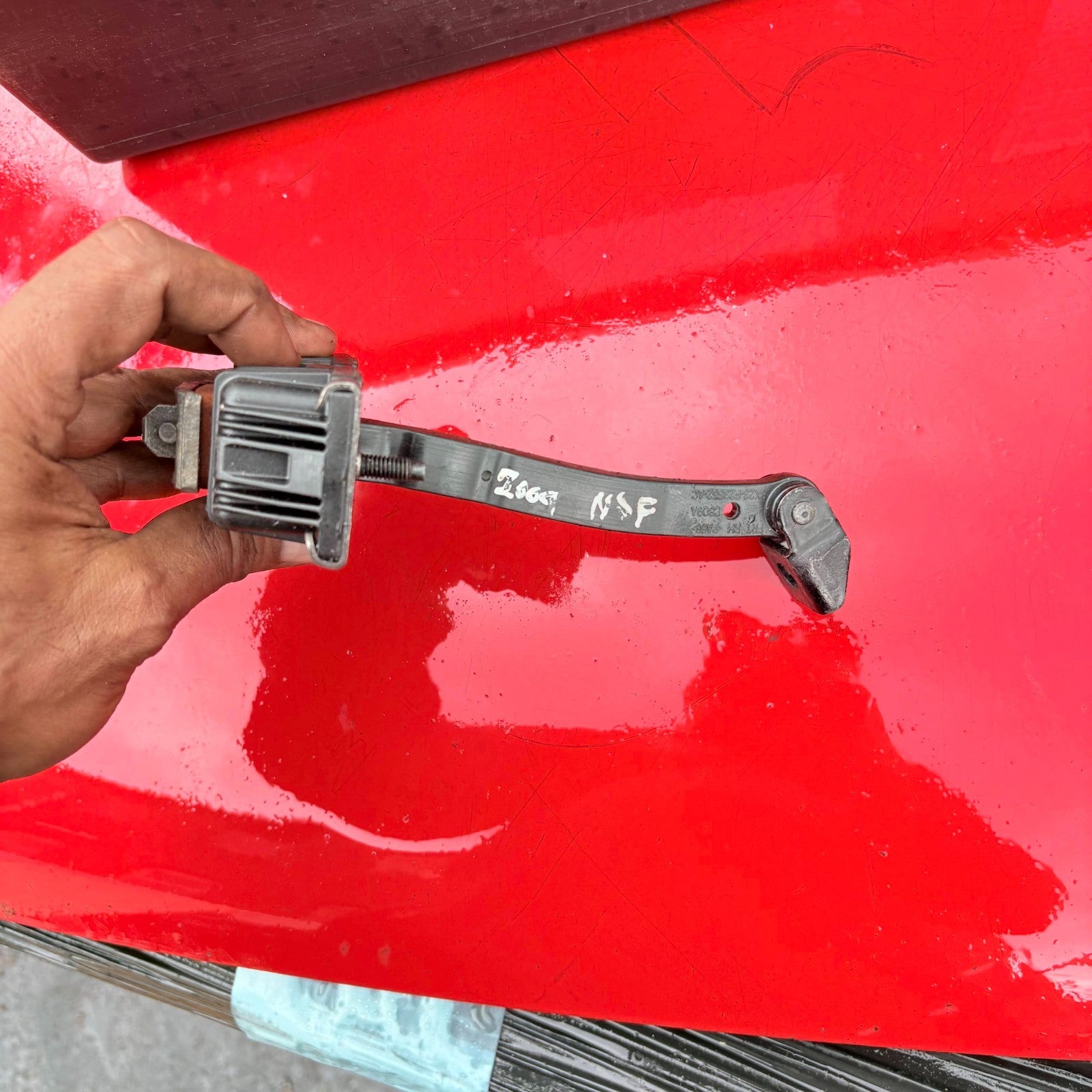 JAGUAR XF X250 01-2009 4DR FRONT PASSENGER LEFT DOOR CHECK STRAP 8X23-F23552-AC