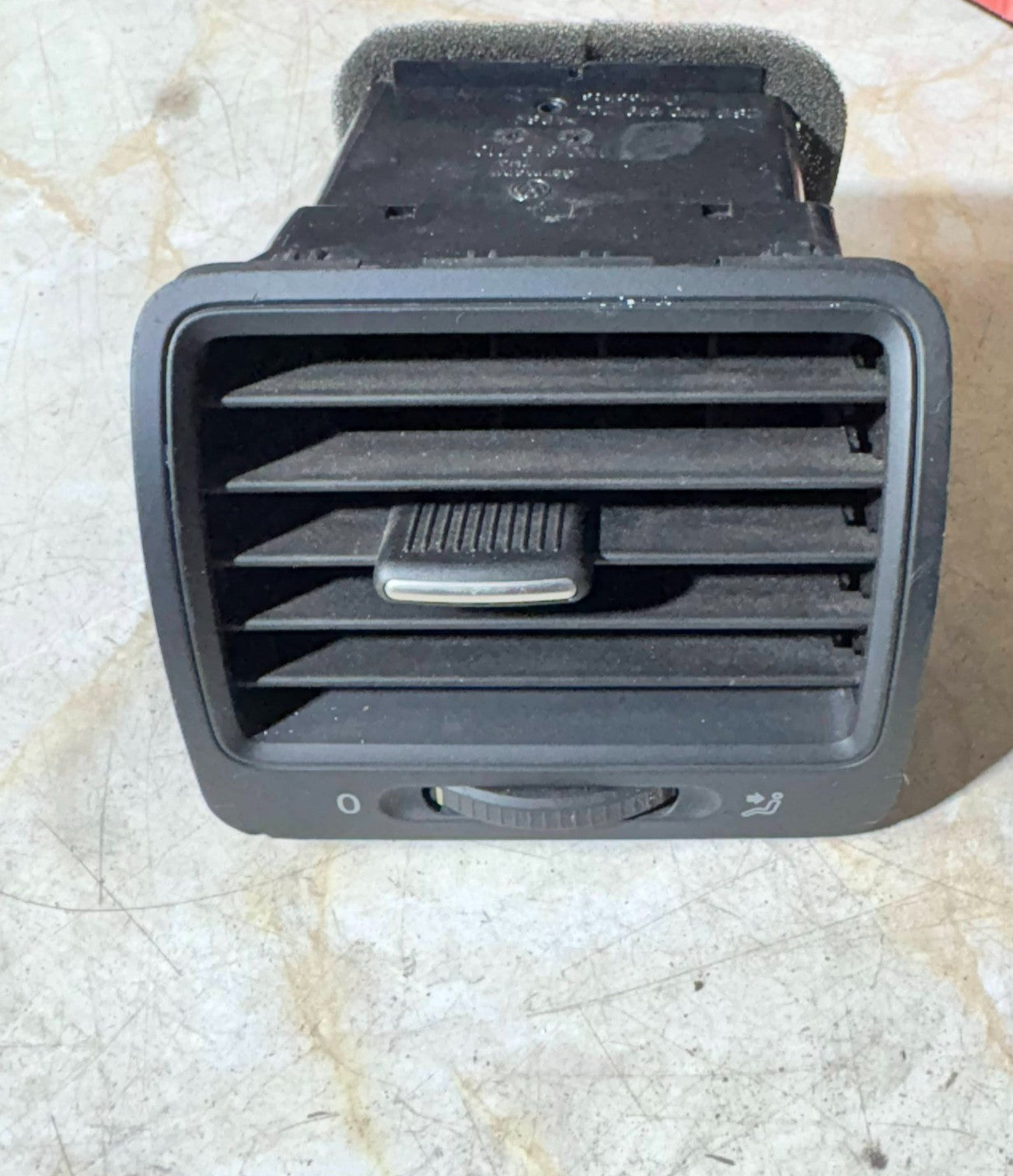 VW Golf 2003-2008 Dashboard Heater Air Vent 1K0819704