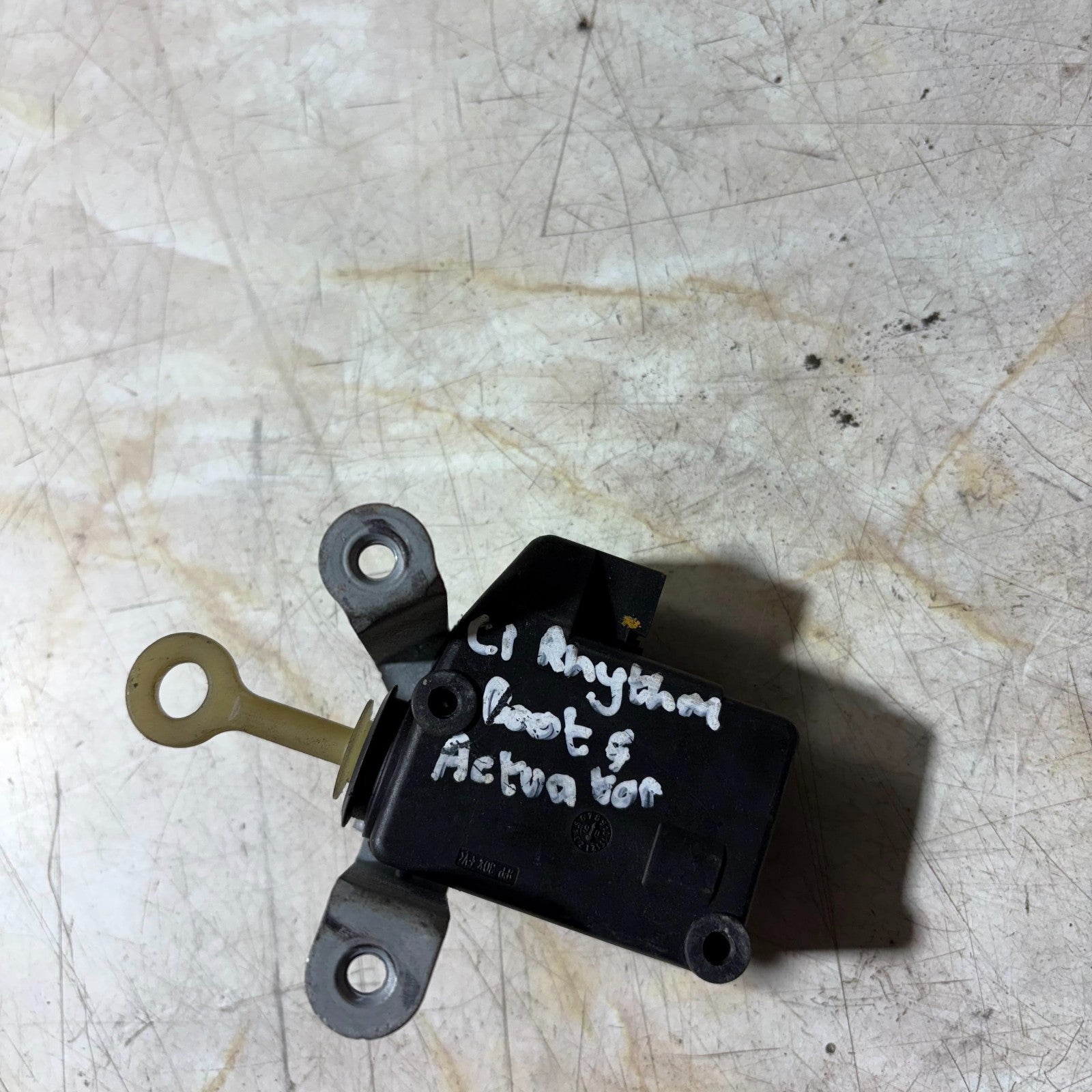 Citroen C1 MK1 Tailgate Boot Lid Lock Motor Actuator 2005-2014