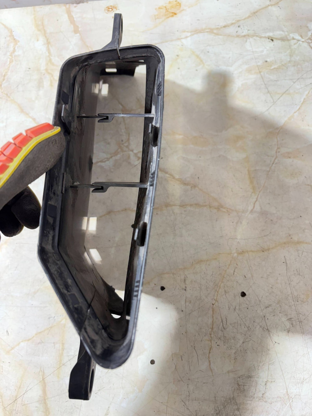 2008-2016 AUDI A5 AIR INTAKE CLEANER DUCT ASSEMBLY 8K0 129 618 D-E