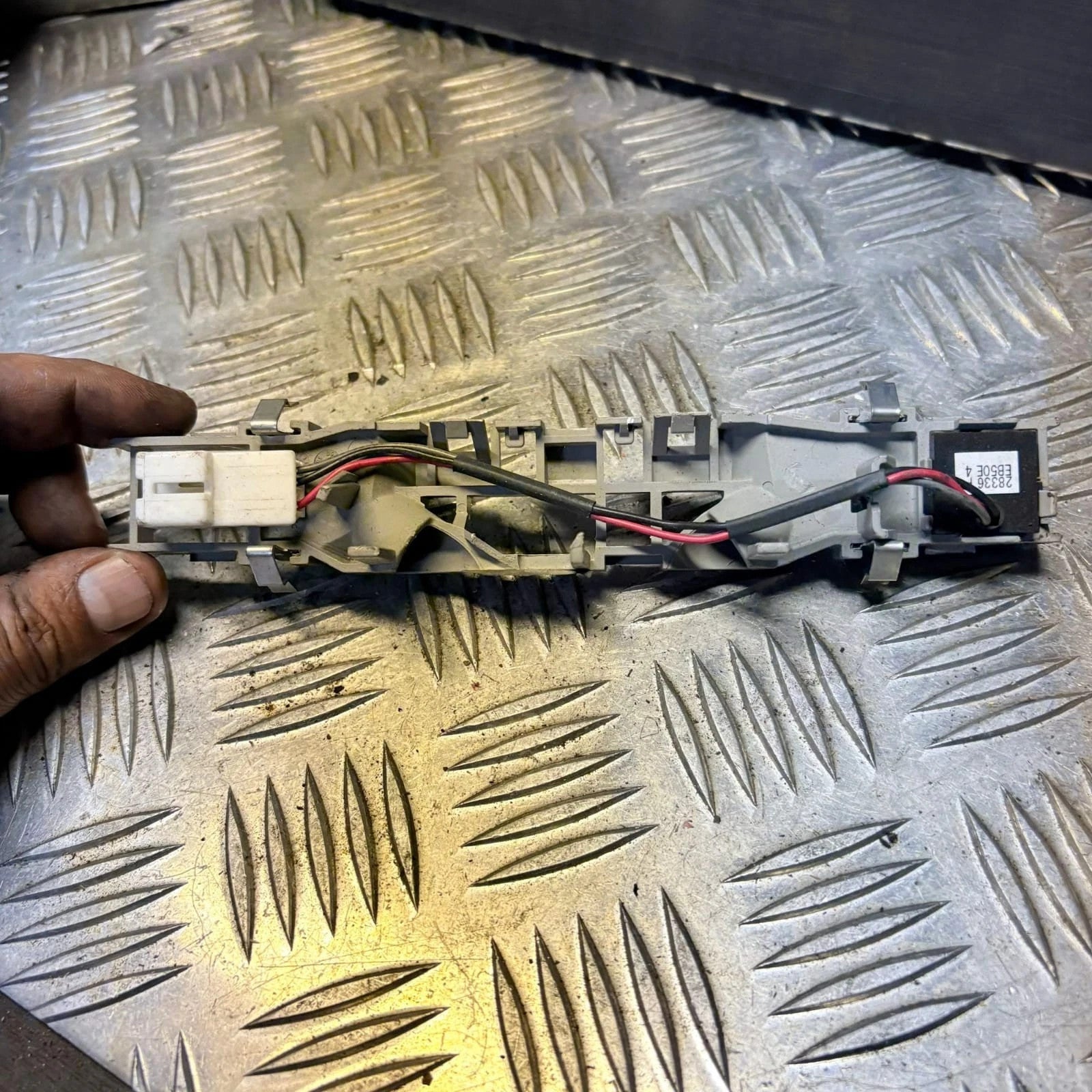 Nissan Navara D40 Ultrasound Alarm Detector Sensor 171003960