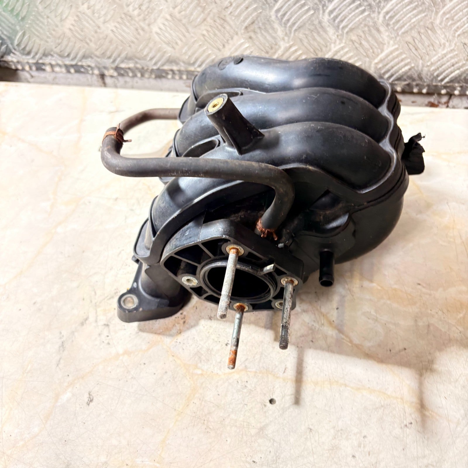 SUZUKI ALTO MK7 INTAKE MANIFOLD 1027229S01 68HP 1.0 PETROL K10B 09-14