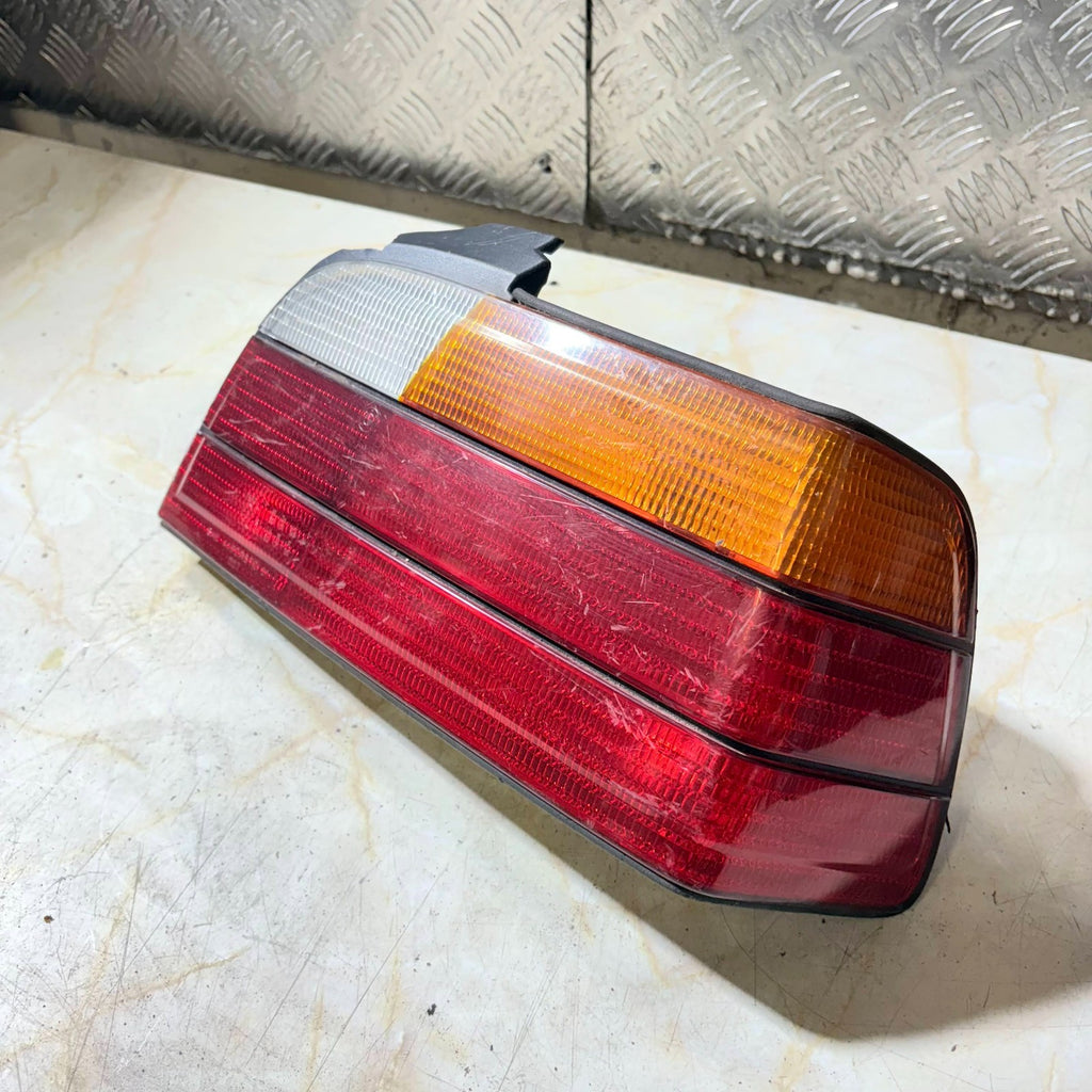BMW E36 3 Series 320 Rear Right Tail Light Lamp 29548012