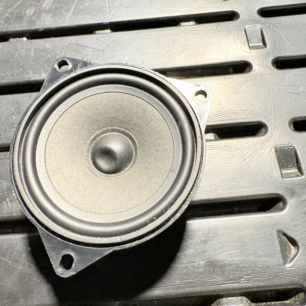 2007 MINI COOPER FRONT RIGHT DOOR SPEAKER 6513 3428196-01