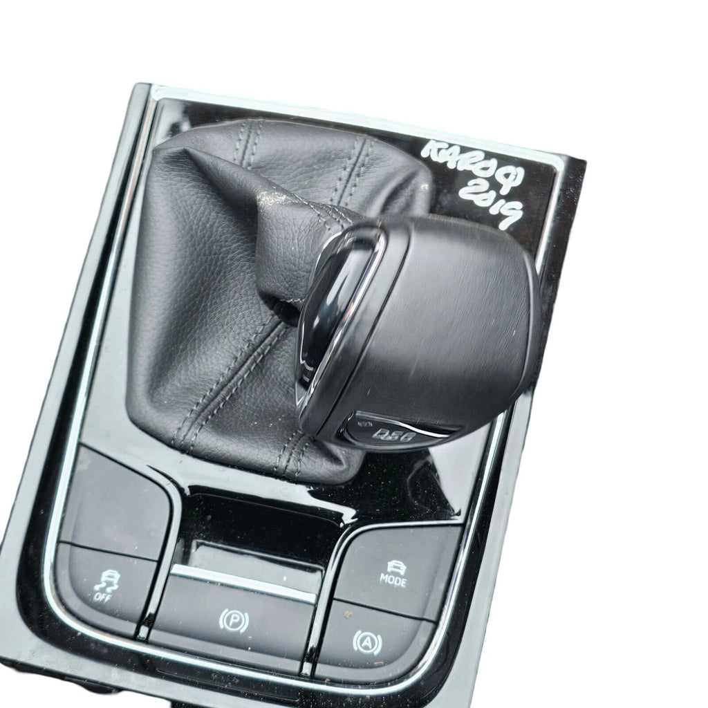 17-24 MK1 SKODA KAROQ SPORTLINE TSI DSG GEARSTICK SURROUND 567713203A