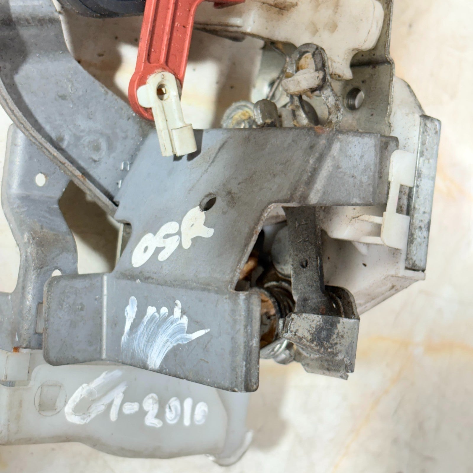 CITROEN C1 5 DOOR 2010 DOOR LOCK MECH ( DRIVER REAR RIGHT SIDE)