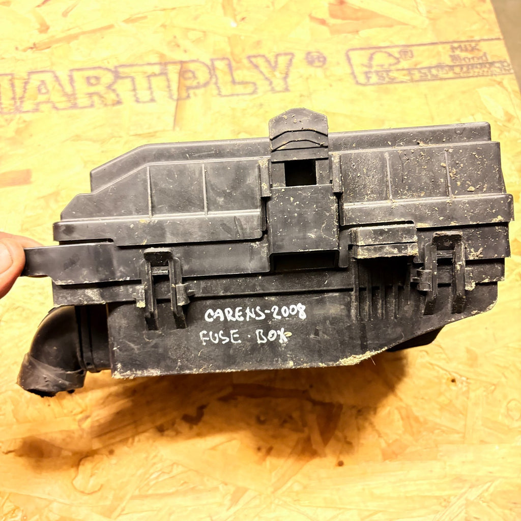 Kia Carens UN 2006-2013 Engine Bay Fuse Box Relay
