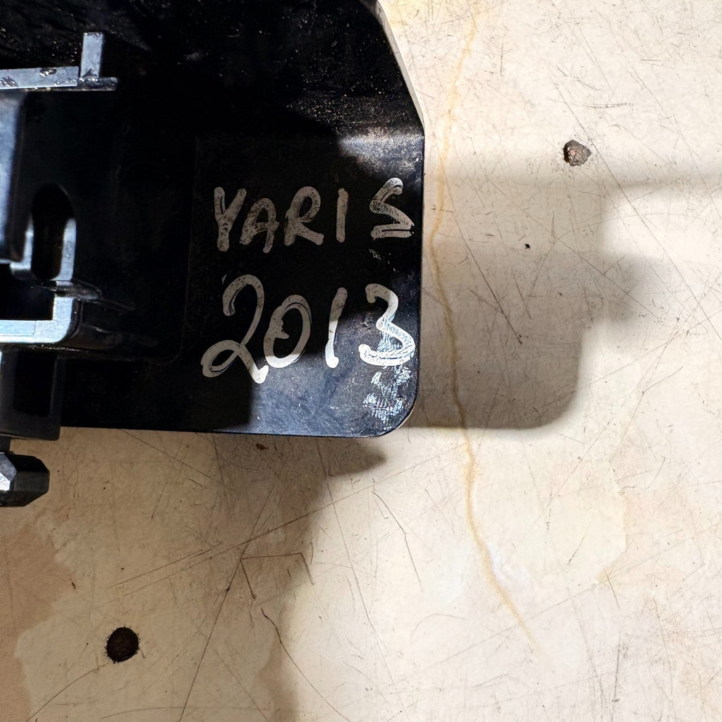 TOYOTA YARIS XP130 2012-2021 Interior Fuel Fill Door Cap Release Open Handle