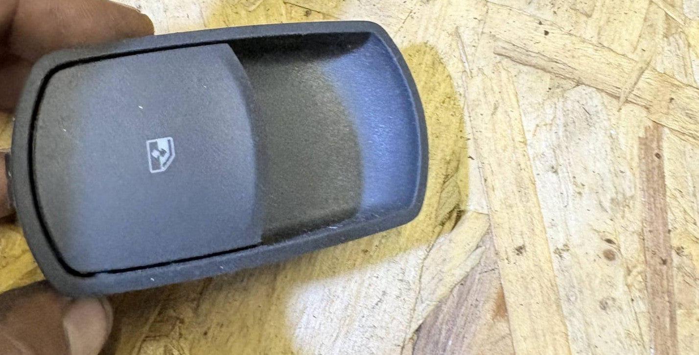 Vauxhall Corsa D 2006-2014 NSF Front Left Electric Window Switch 1318933RW