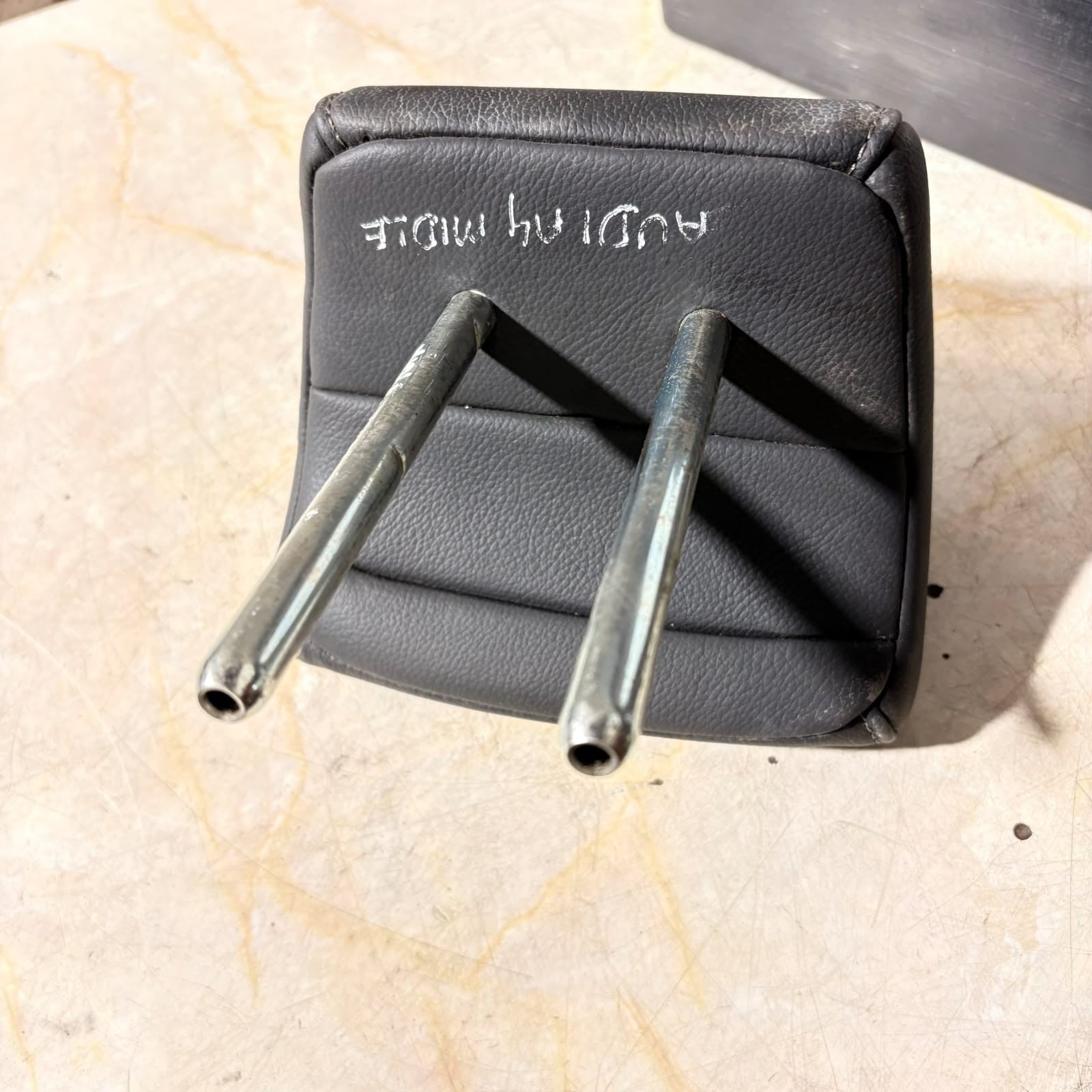 Audi A4 Seat Headrest Rear Left Right N/O/S Leather Dakota Black 7236084
