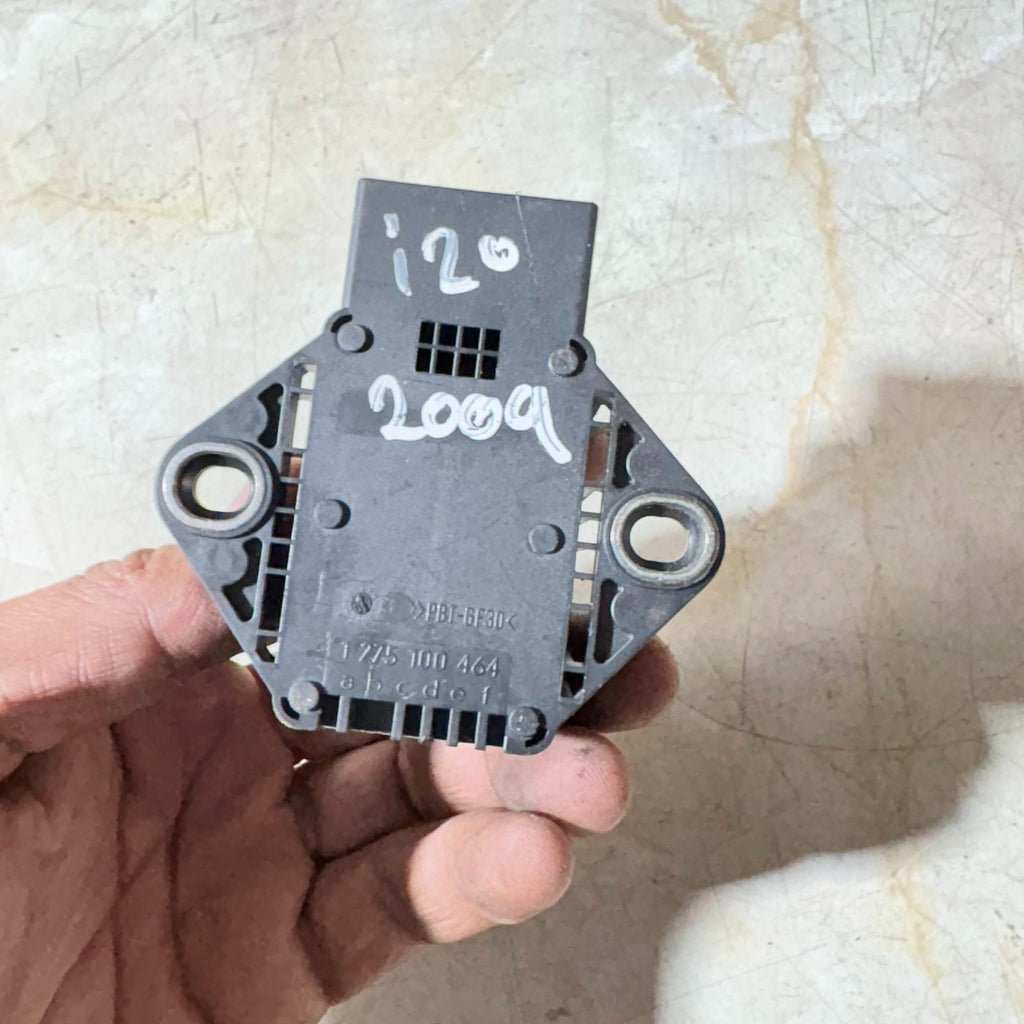 HYUNDAI I20 2008-2014 Mk1 YAW RATE SENSOR 95690-3K500