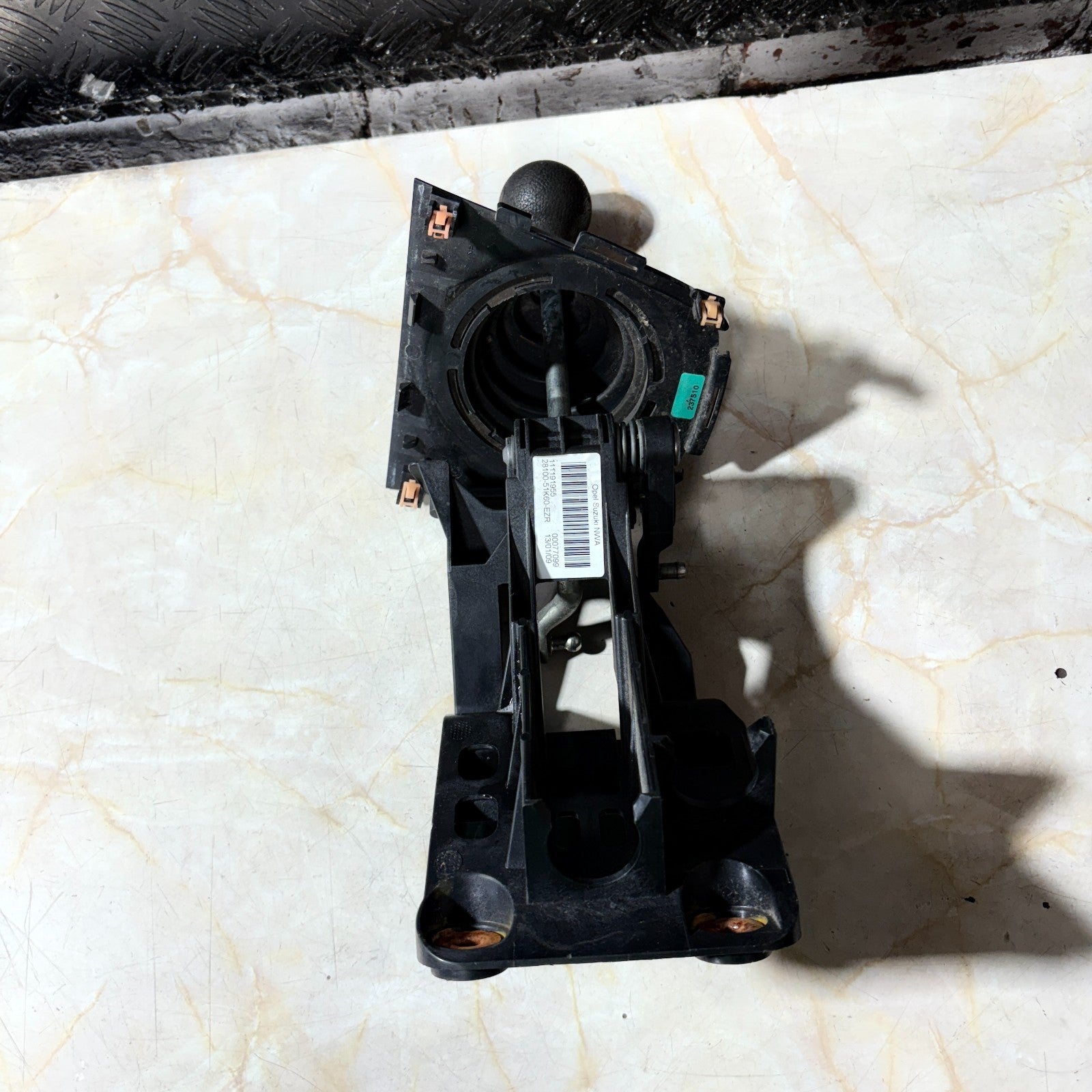 VAUXHALL AGILA B 07-14 5 SPEED GEARSTICK 2810051K60