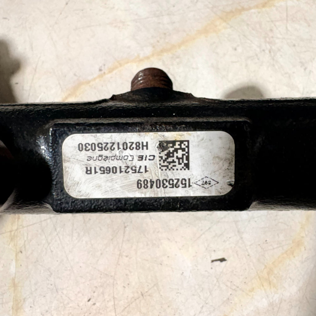 NISSAN PULSAR 2011-18 FUEL INJECTOR RAIL 175210651R