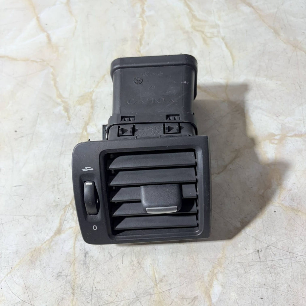Volvo 2008 OSF DASH AIR VENT OFFSIDE DRIVER FONT RIGHT SIDE