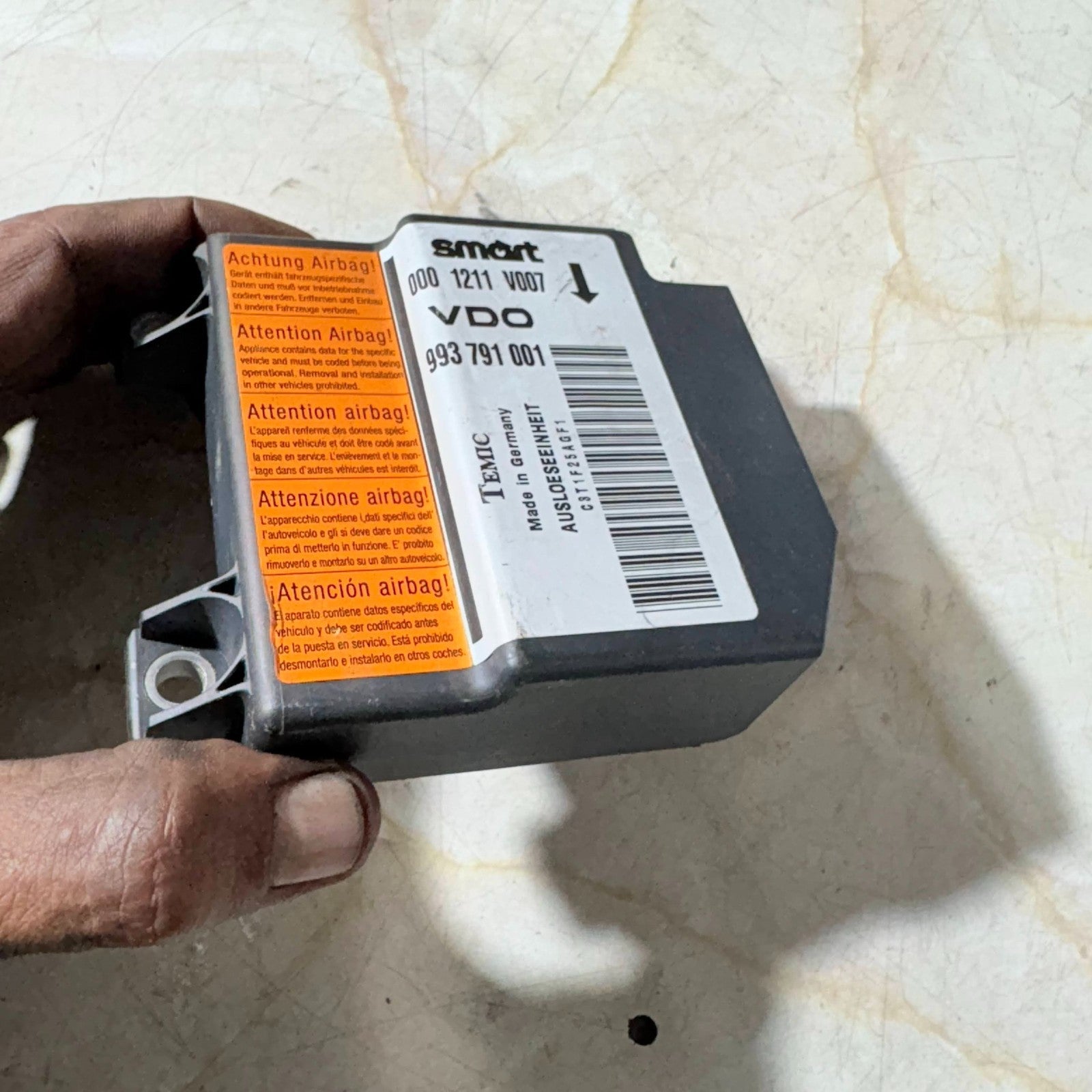Smart Fortwo 450 MC01 airbag control unit airbag module 0001211V007