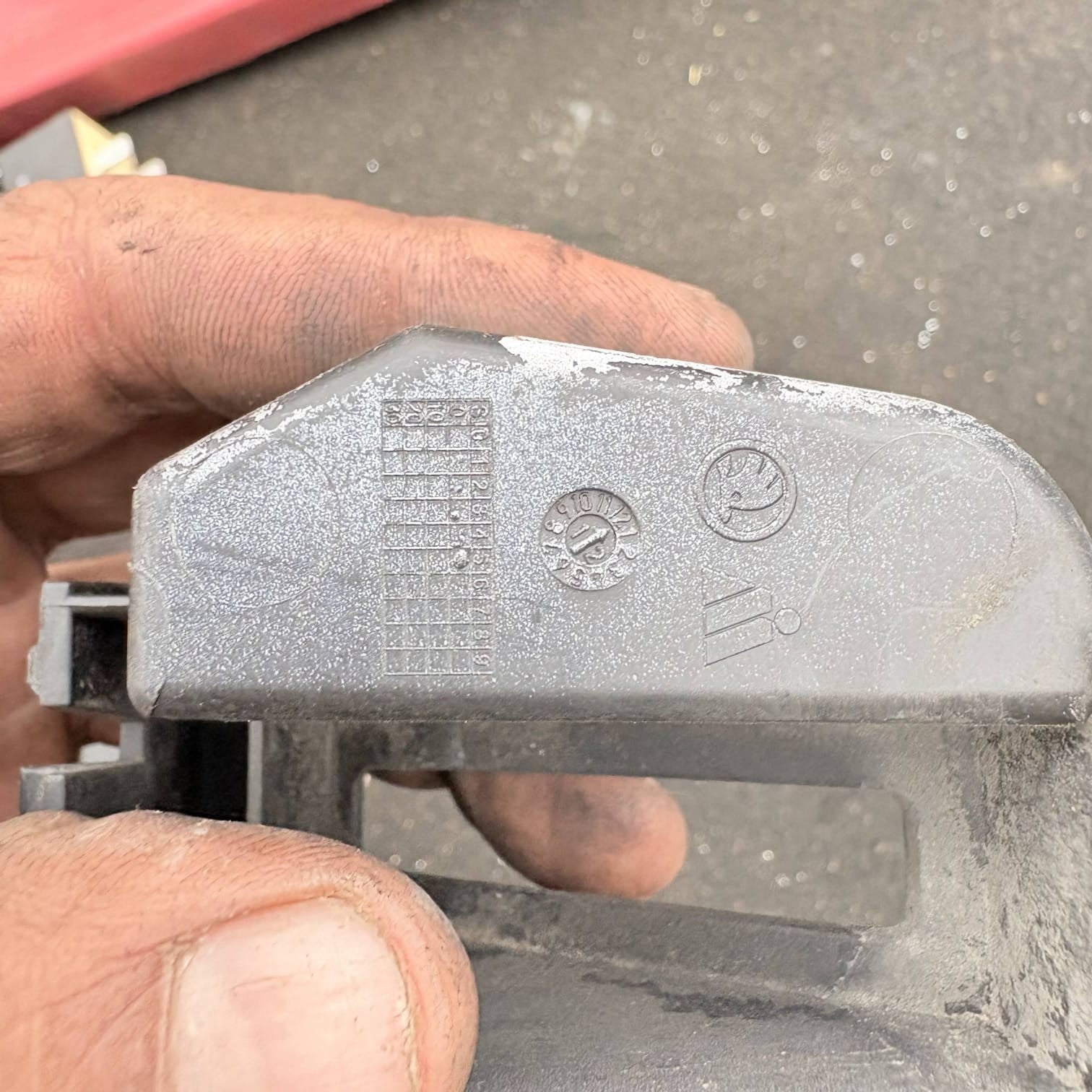 Skoda Rapid Rear Right Side Bumper Mounting Bracket 5jh807394a