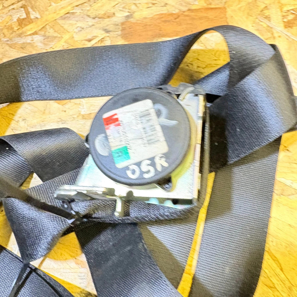 BMW 118 1 Series E81 2007-2011 E87 2004-2011 Rear Right Seat Belt 72119139832