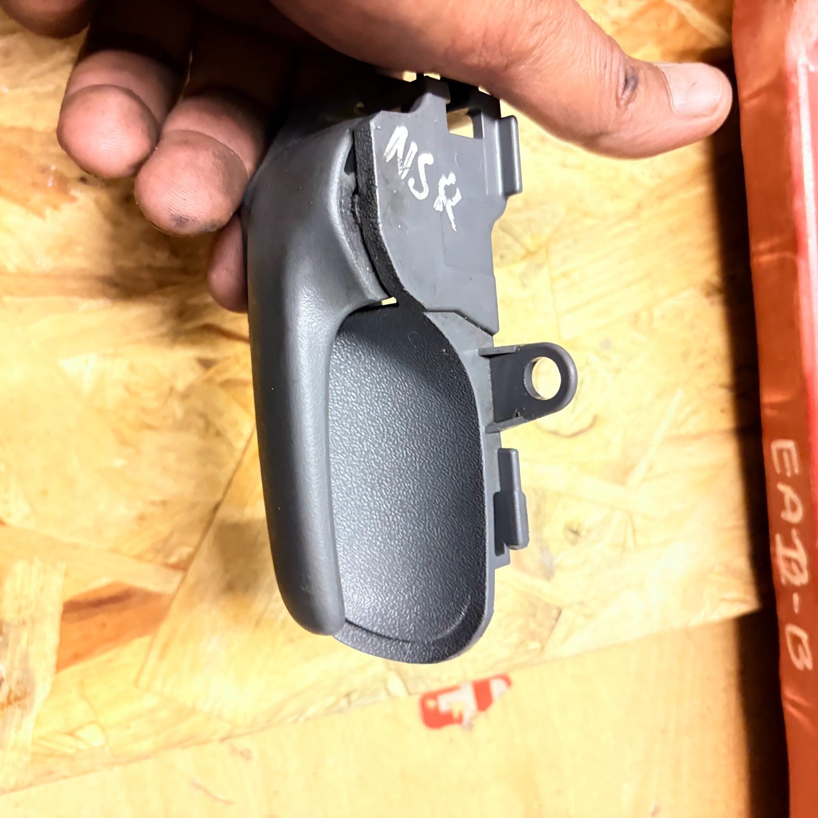 TOYOTA AYGO MK1 NSR LEFT REAR INTERIOR DOOR HANDLE ABS7930 2005-2014