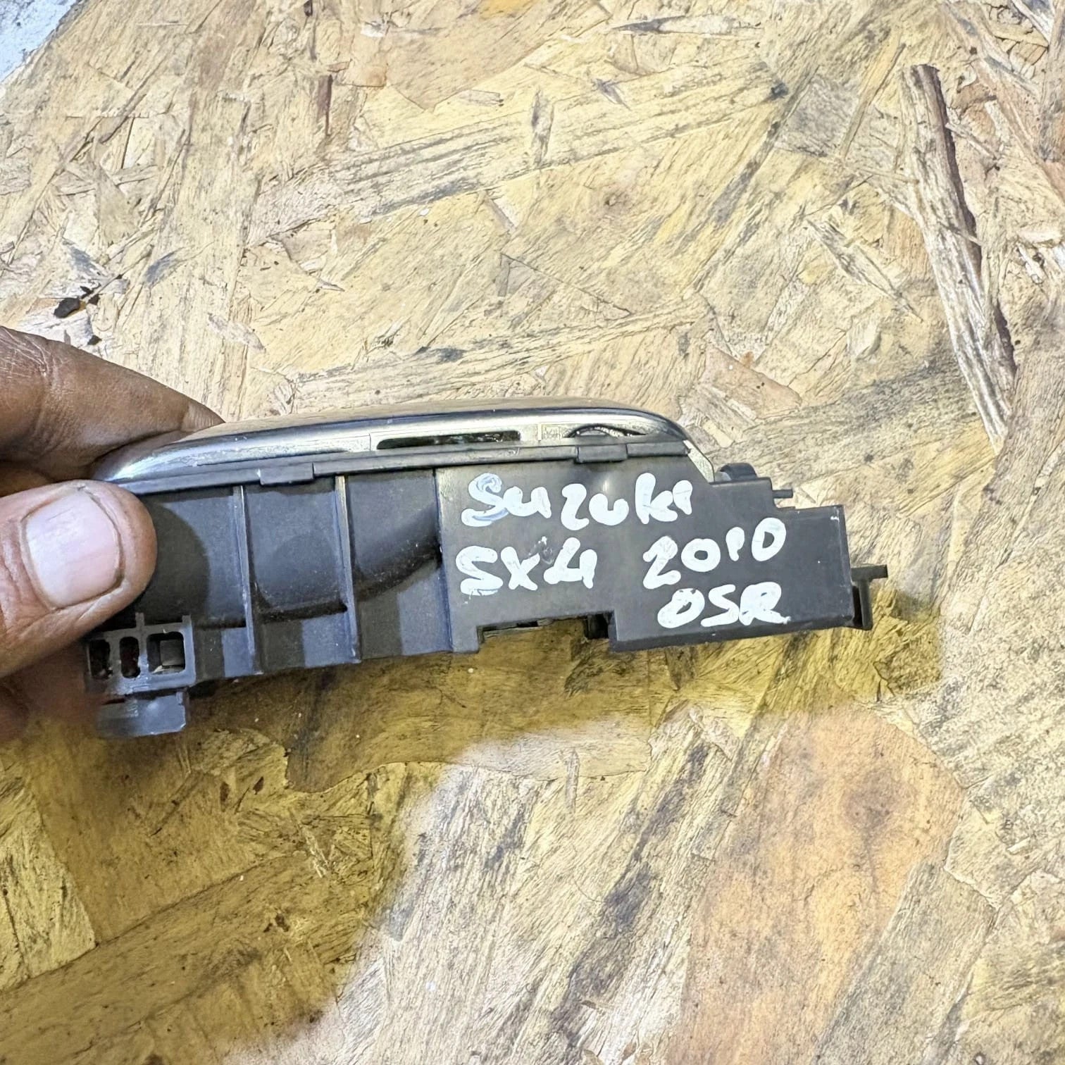Suzuki SX4 2006-2014 Rear Right Interior Inside Door Handle Offside 83110-80J01