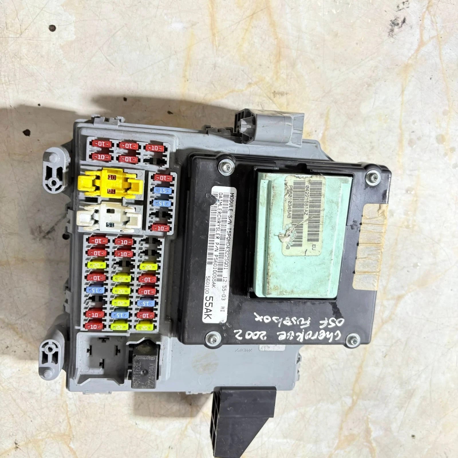 Jeep Cherokee KJ 2001-2007 Body Control Module ECU Driver Front Right