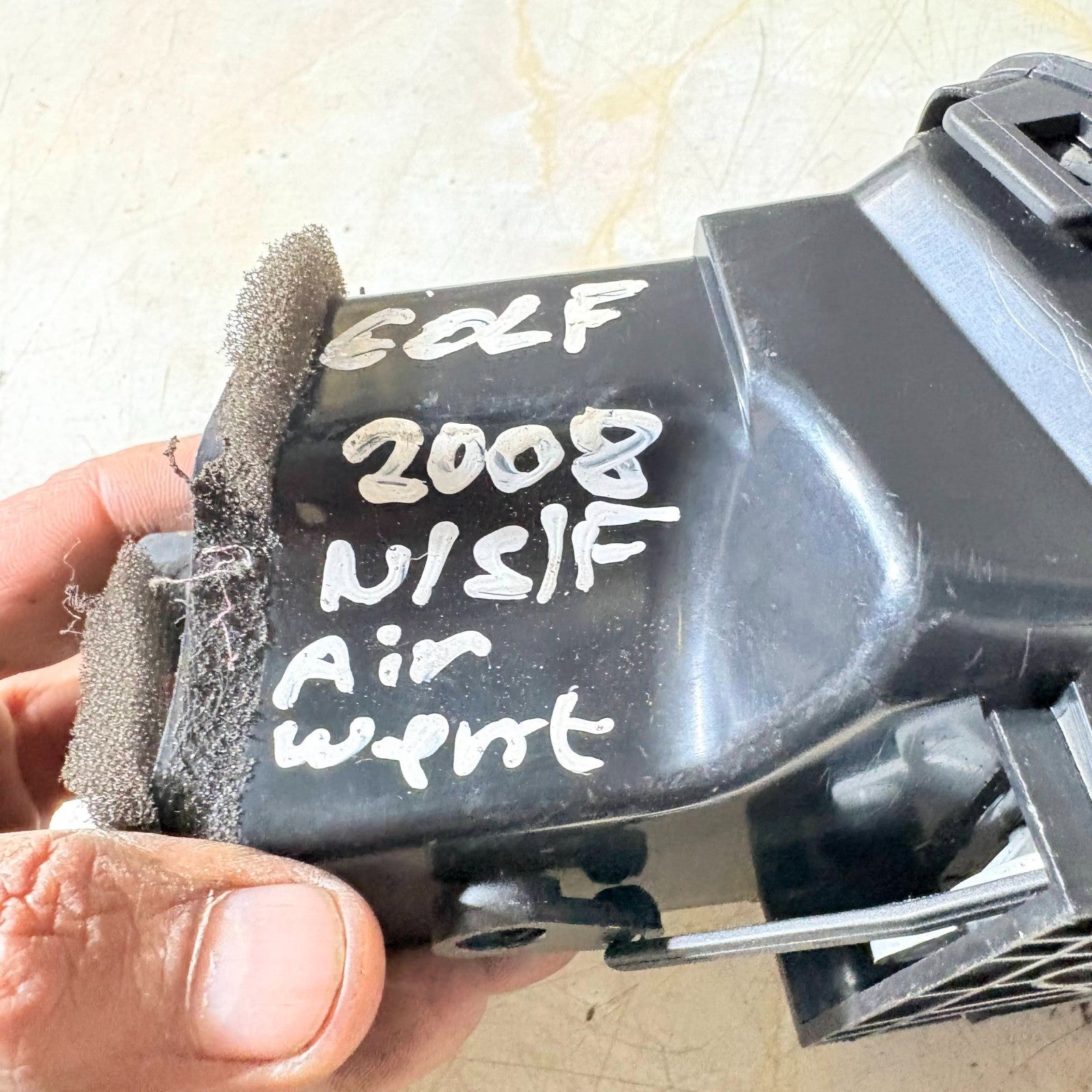 VW Golf 2003-2008 Passenger Side Dashboard Air Vent 1K0 819 703