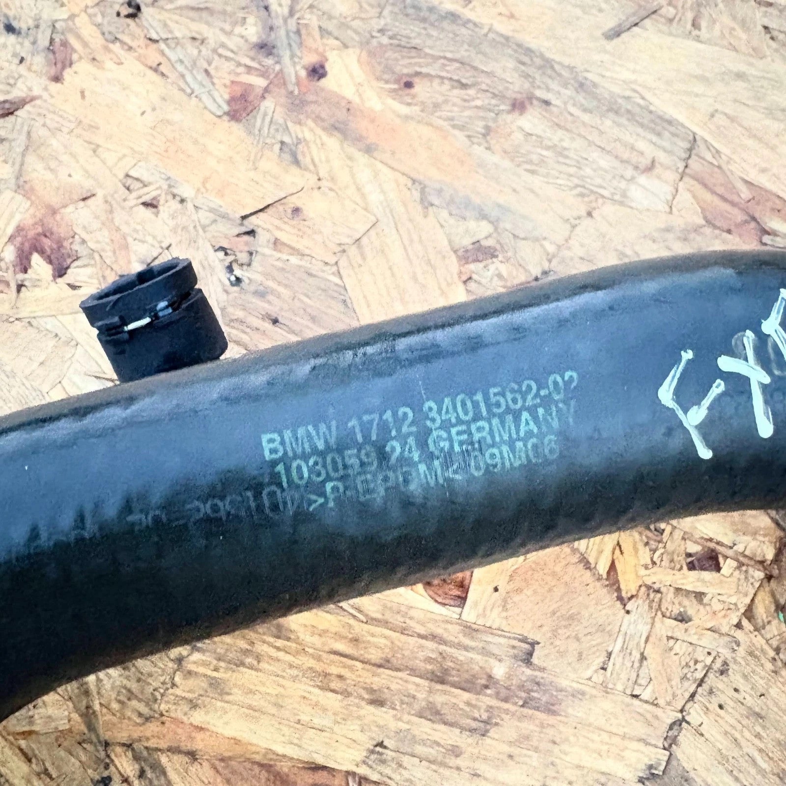 BMW X5 E53 2000?2006 Engine Coolant Radiator Pipe Hose 10305924