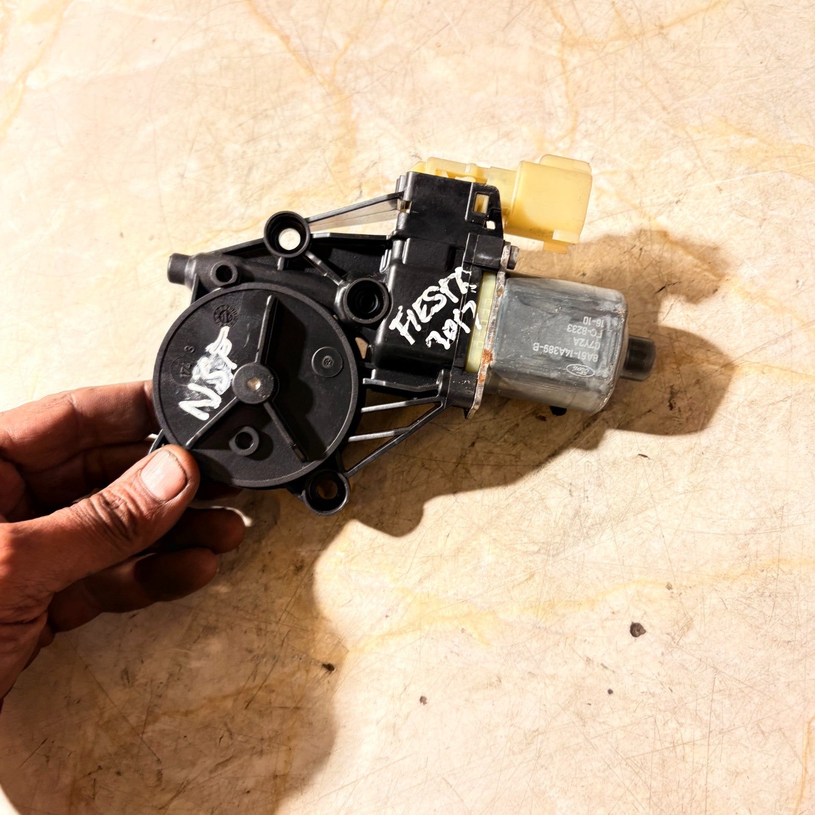 Ford Fiesta Mk7.5 Facelift 13-17 Passenger Front Left Window Motor 8A61-14A389-B