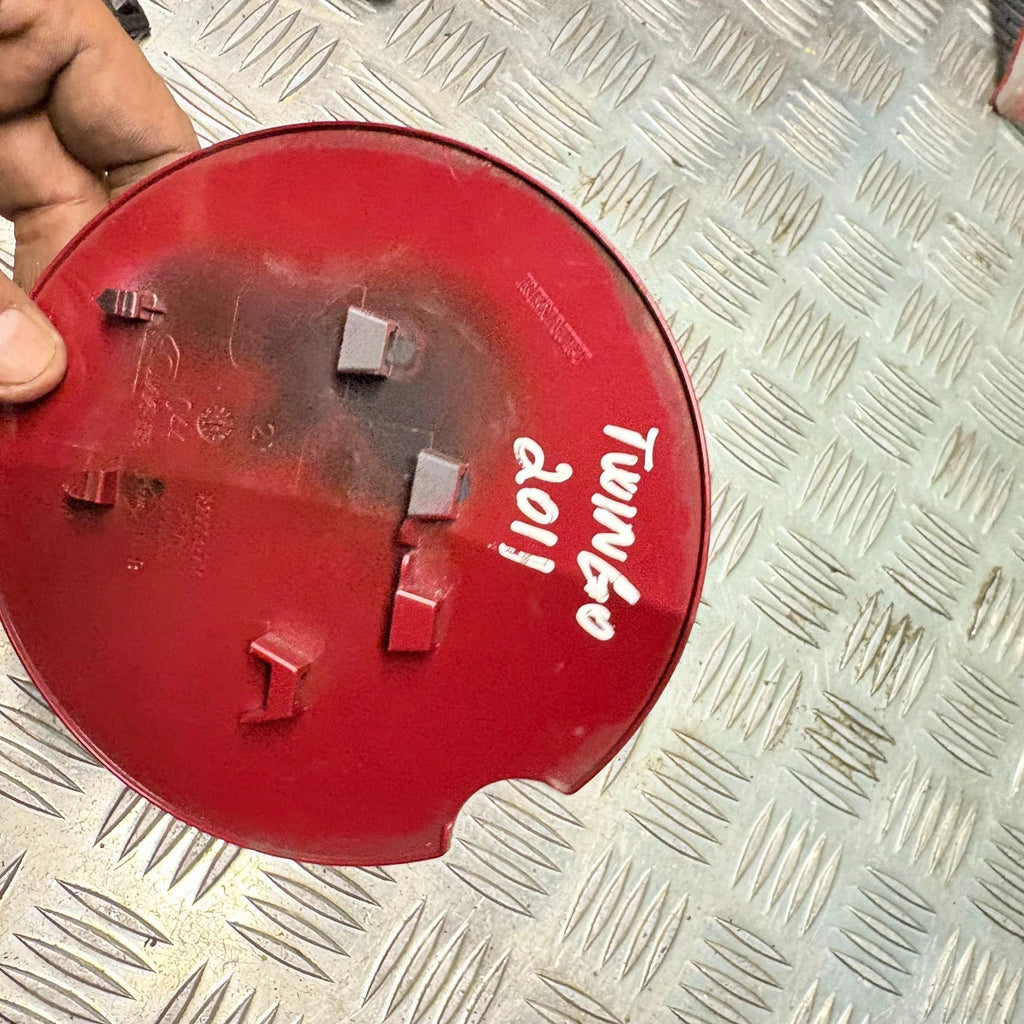 Renault Twingo II 2007-2014 Fuel Filler Flap Cover Door Red 8200637764