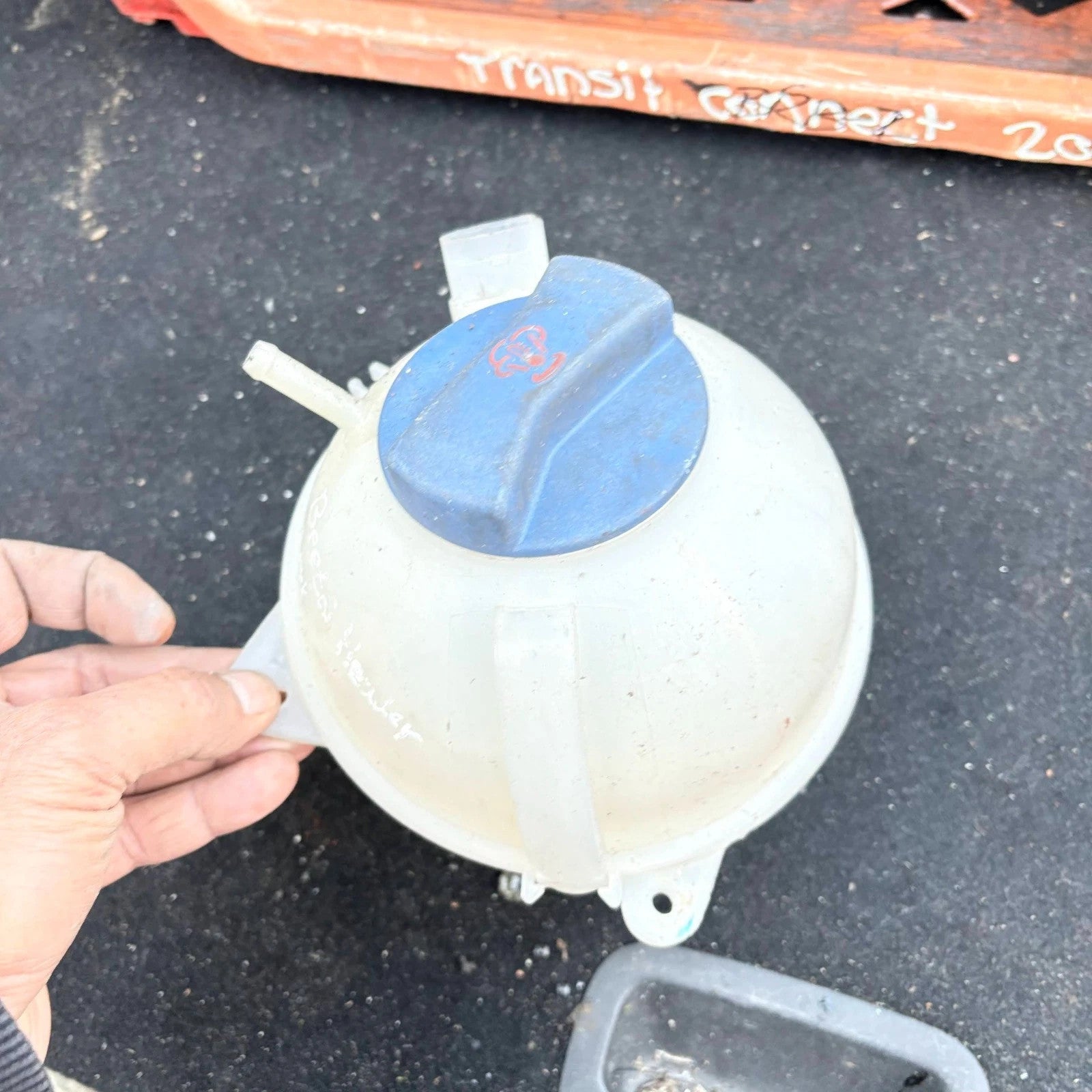 VOLKSWAGEN BEETLE 2002 COOLANT EXPANSION TANK