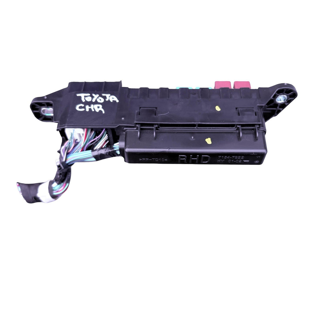 Toyota C-HR MK1 2016-2022 Internal Fuse Box Junction Block 7154-7922