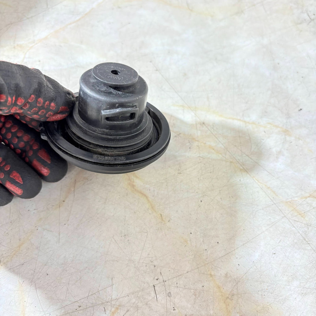 Ford C-Max Mk1 2003–2010 Fuel Cap Tank Cover Tested