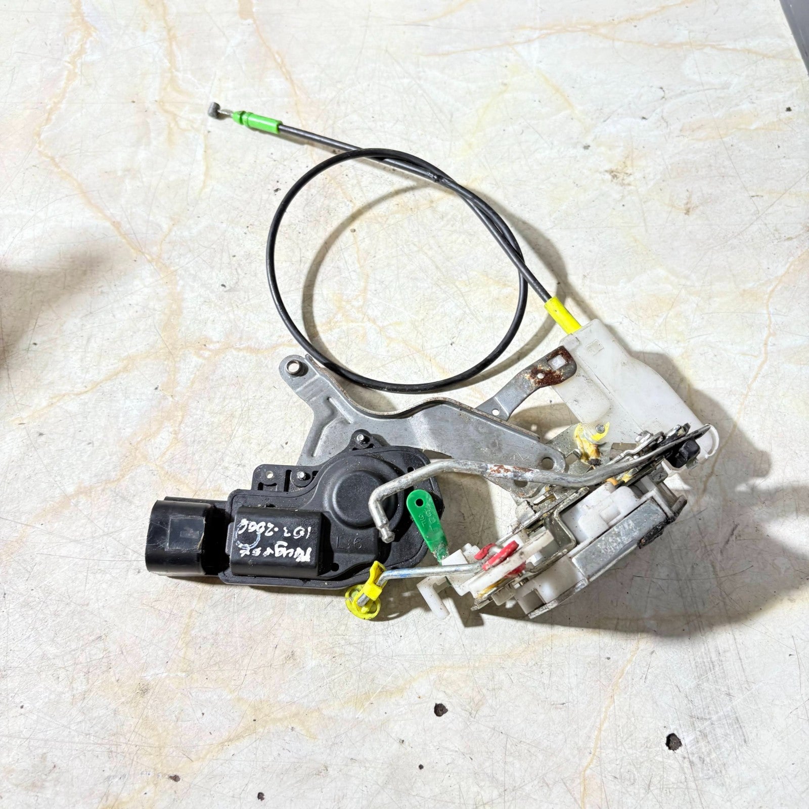 Peugeot 2006 Front Left Door Lock Mechanism