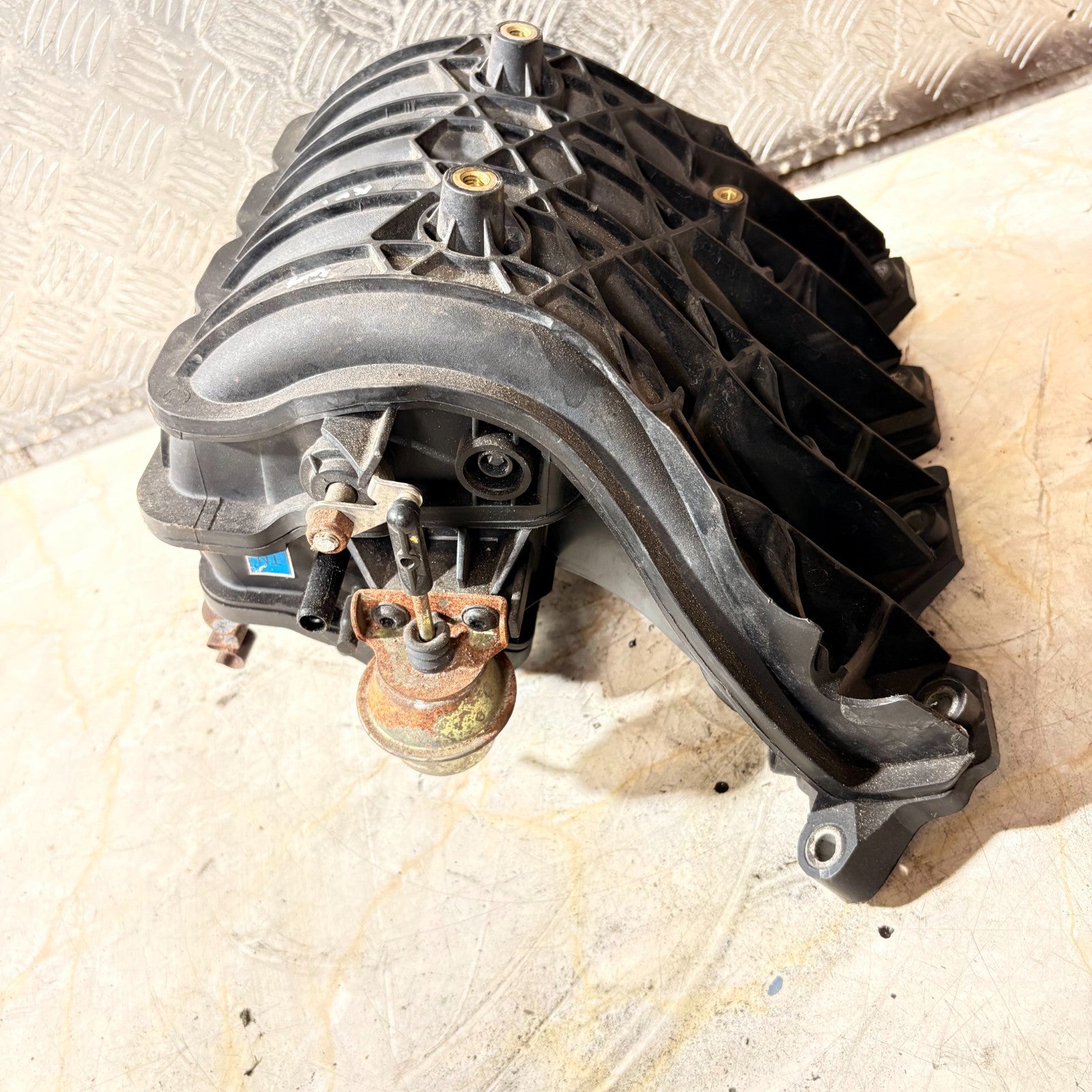 Chevrolet KALOS 2005-2009 1.4 PETROL INLET MANIFOLD 96452343