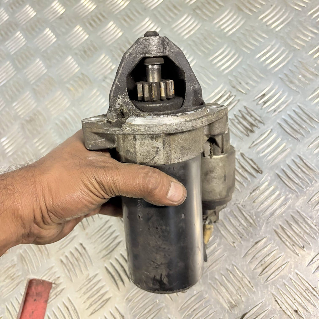 Mercedes E Class W211 E200 E220 CDI Starter Motor 2003-2009 0061517401 Bosch