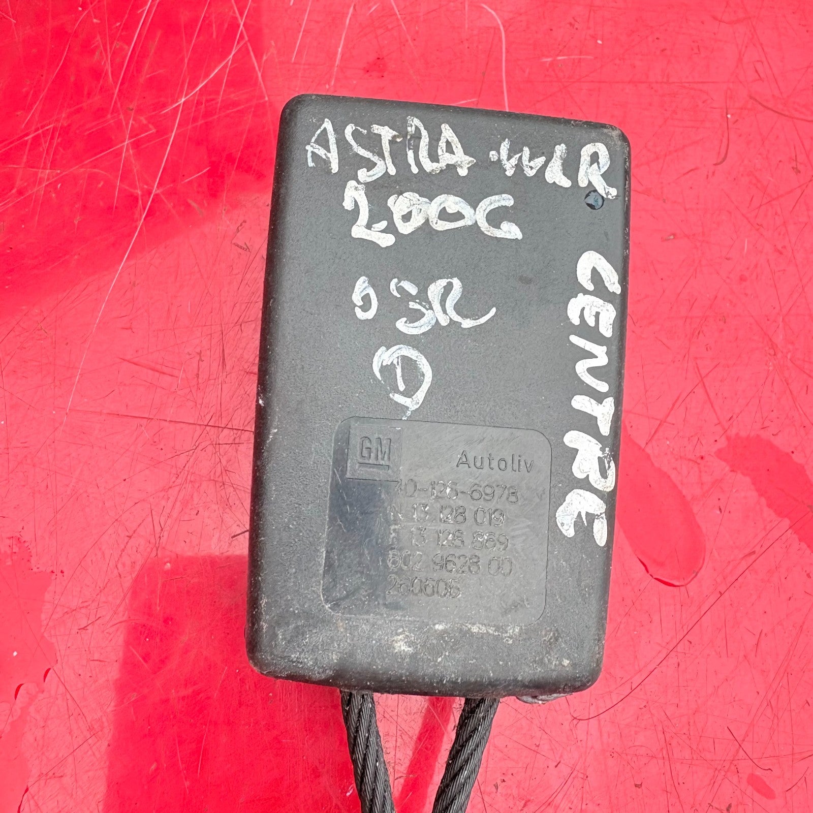2004-2010 VAUXHALL ASTRA SEAT BELT BUCKLE REAR RIGHT DRIVER SIDE 40-126-6978