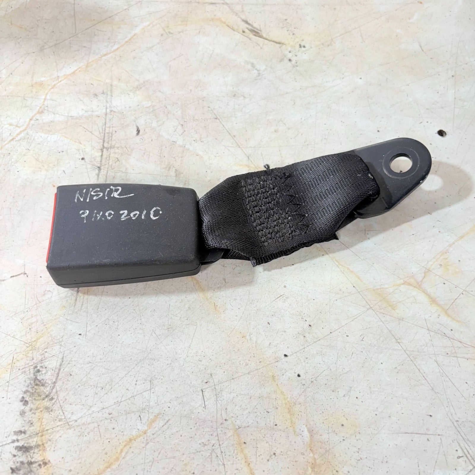 NISSAN PIXO SEAT BELT SEATBELT BUCKLE REAR PASSENGER SIDE LEFT 2010